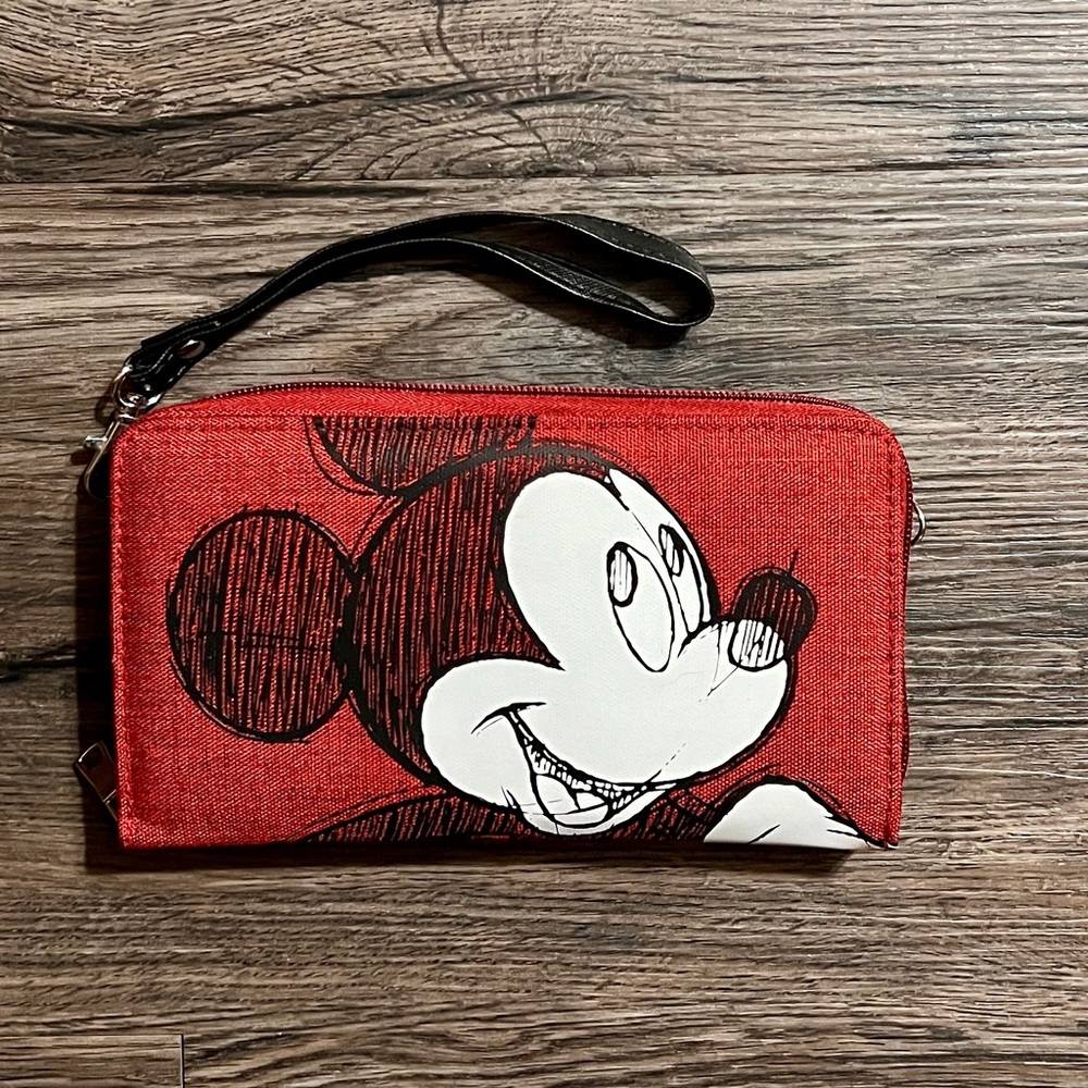 Walt Disney World - Mickey Mouse - Wristlet Wallet